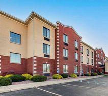 Comfort Suites Grand Rapids South Exterior