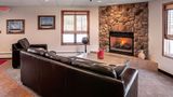 Econo Lodge on the Bay Lobby