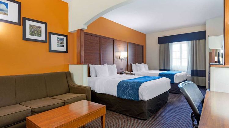 Comfort Suites Stevensville Room