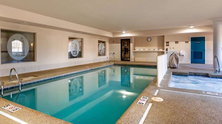 <b>Comfort Suites Stevensville Pool</b>. Images powered by <a href="https://iceportal.shijigroup.com/" title="IcePortal" target="_blank">IcePortal</a>.