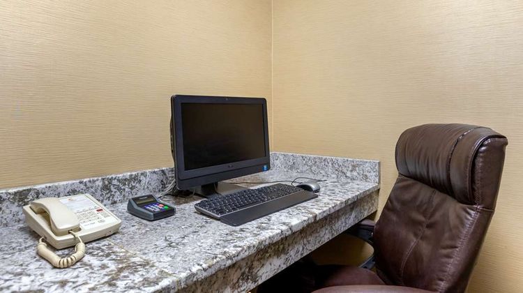Comfort Suites Stevensville Other