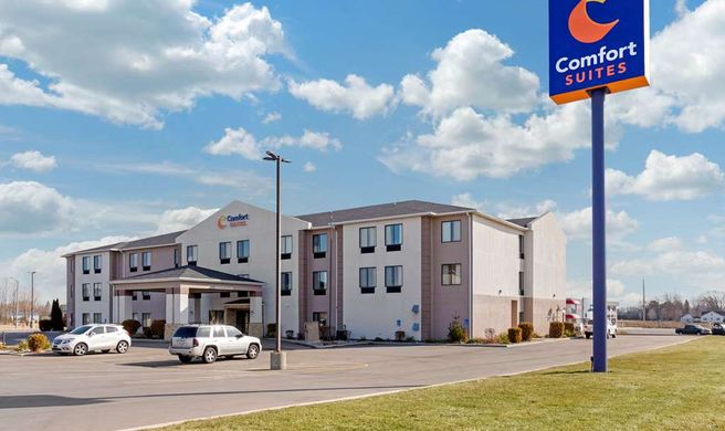 Comfort Suites South Haven Exterior