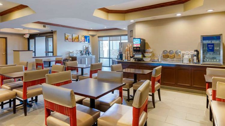 Comfort Suites South Haven Restaurant