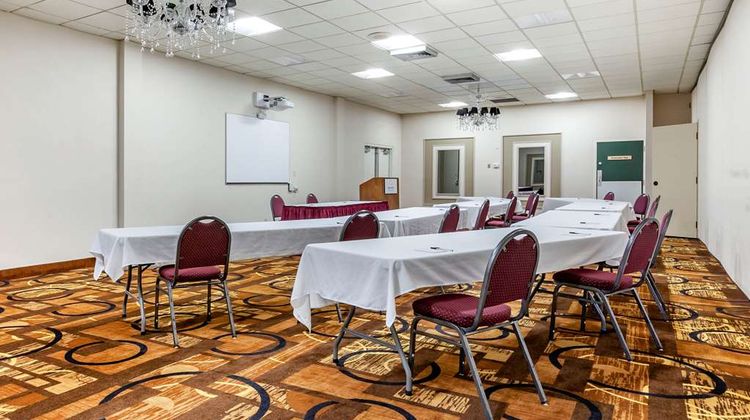 Quality Inn & Suites Meeting