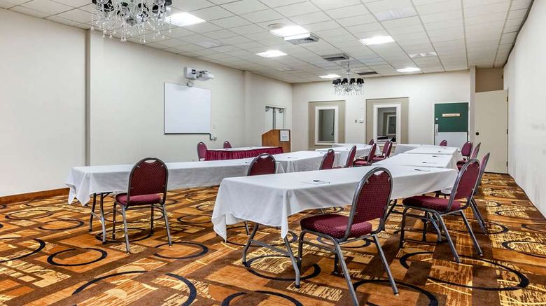 <b>Quality Inn & Suites Meeting</b>. Images powered by <a href="https://iceportal.shijigroup.com/" title="IcePortal" target="_blank">IcePortal</a>.