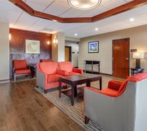 Comfort Suites Escanaba West Lobby