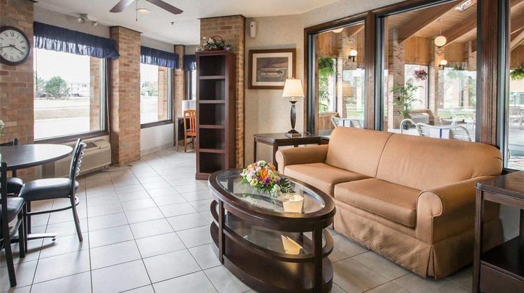 Quality Inn Lobby