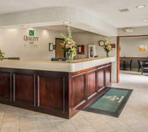 Quality Inn Lobby