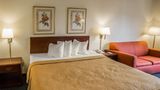 <b>Quality Inn Room</b>. Images powered by <a href="https://iceportal.shijigroup.com/" title="IcePortal" target="_blank">IcePortal</a>.