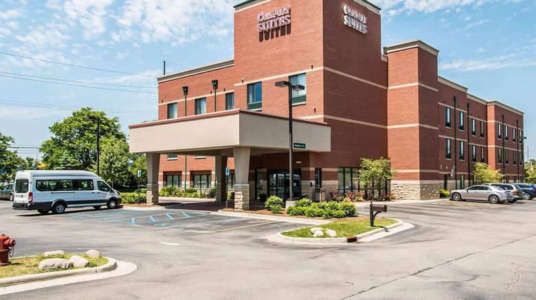 <b>Comfort Suites Exterior</b>. Images powered by <a href="https://iceportal.shijigroup.com/" title="IcePortal" target="_blank">IcePortal</a>.