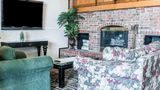 Econo Lodge Inn &  Suites Grand Rapids Lobby