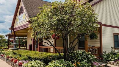 Econo Lodge Inn &  Suites Grand Rapids