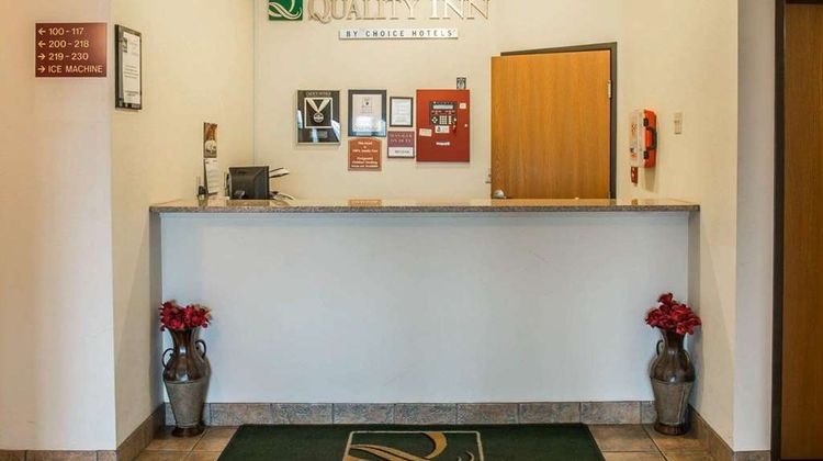 Quality Inn Lobby