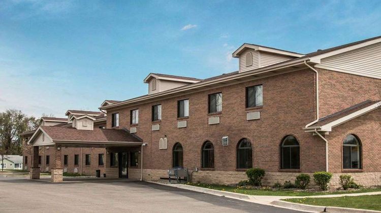 Quality Inn Exterior