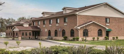 Quality Inn Exterior