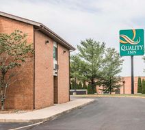 Quality Inn Grand Rapids North Exterior