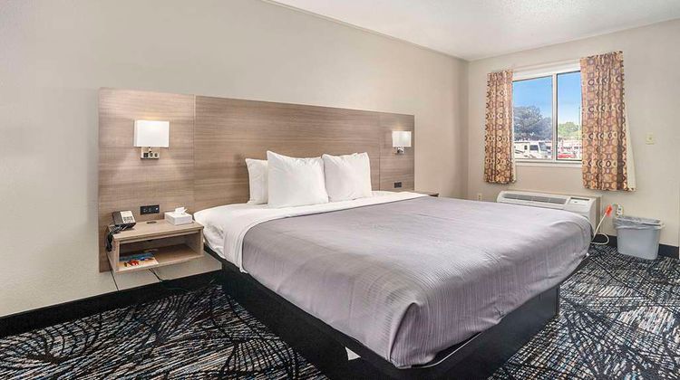 Rodeway Inn Grand Haven Room