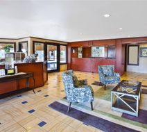 Quality Inn Lobby