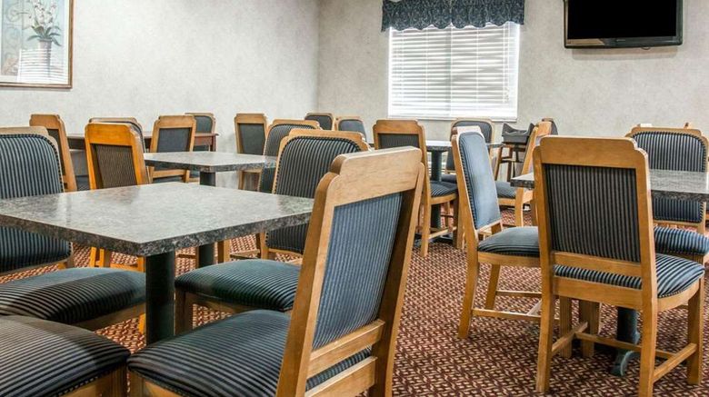 <b>Quality Inn Restaurant</b>. Images powered by <a href="https://iceportal.shijigroup.com/" title="IcePortal" target="_blank">IcePortal</a>.