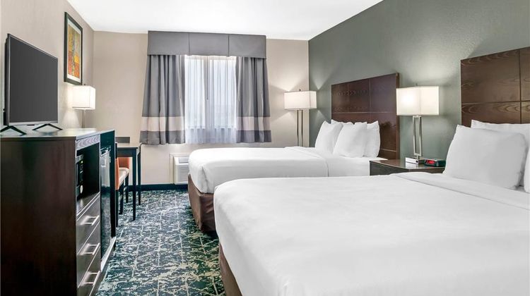 Quality Inn Byron Center Room