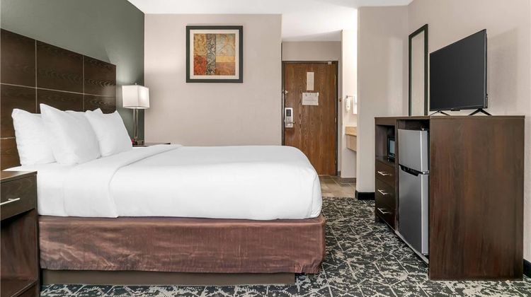 Quality Inn Byron Center Room