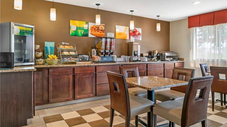 Quality Inn Byron Center Restaurant