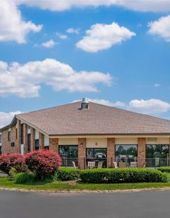 Quality Inn Byron Center