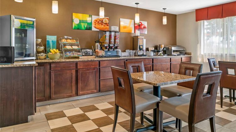 Quality Inn Byron Center Restaurant