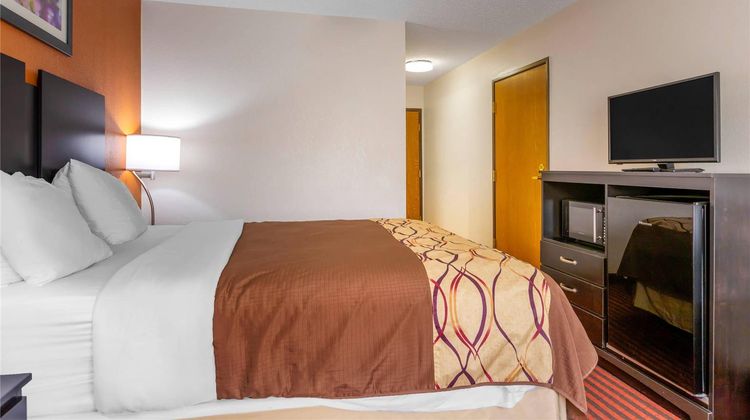 Rodeway Inn Coopersville Room