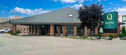 Quality Inn Grand Blanc Exterior