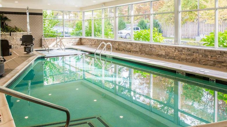 <b>Cambria hotel & suites Traverse City Pool</b>. Images powered by <a href="https://iceportal.shijigroup.com/" title="IcePortal" target="_blank">IcePortal</a>.