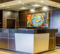Cambria hotel & suites Traverse City Lobby
