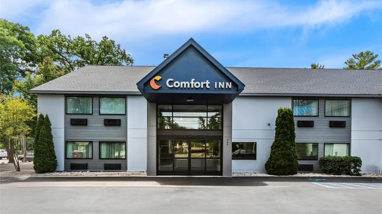 Comfort Inn Traverse City Exterior