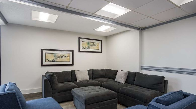 <b>Clarion Inn & Suites Airport Grand Rapid Restaurant</b>. Images powered by <a href="https://iceportal.shijigroup.com/" title="IcePortal" target="_blank">IcePortal</a>.