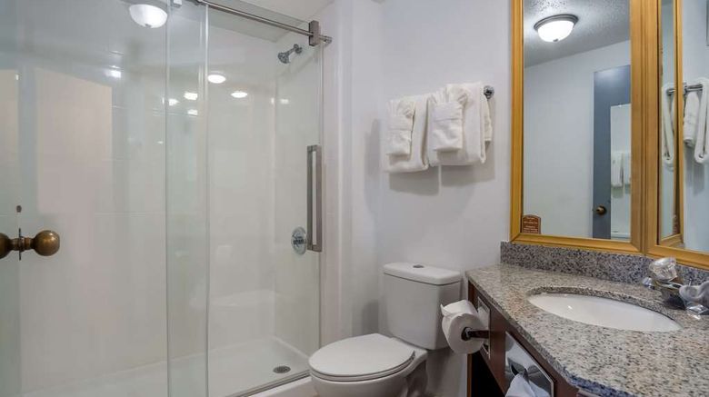 <b>Clarion Inn & Suites Airport Grand Rapid Room</b>. Images powered by <a href="https://iceportal.shijigroup.com/" title="IcePortal" target="_blank">IcePortal</a>.