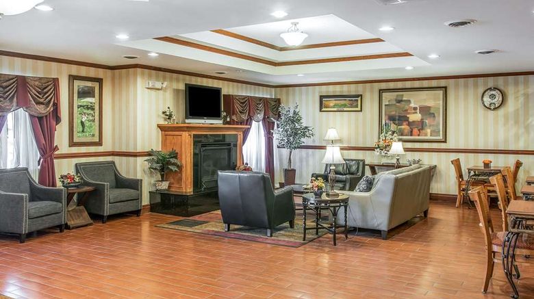 <b>Quality Inn & Suites Ann Arbor Hwy 23 Lobby</b>. Images powered by <a href="https://iceportal.shijigroup.com/" title="IcePortal" target="_blank">IcePortal</a>.