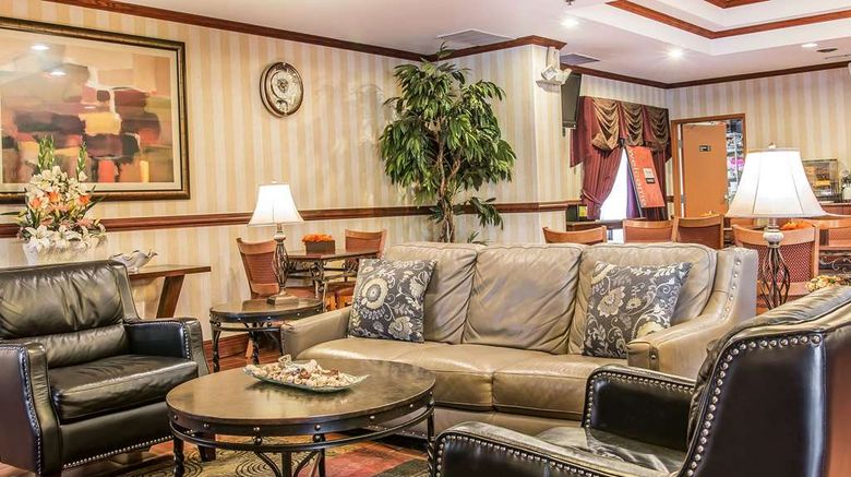 <b>Quality Inn & Suites Ann Arbor Hwy 23 Lobby</b>. Images powered by <a href="https://iceportal.shijigroup.com/" title="IcePortal" target="_blank">IcePortal</a>.