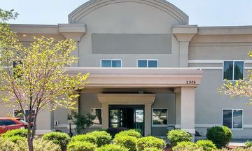 Quality Inn & Suites Ann Arbor Hwy 23
