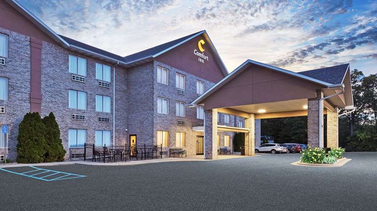 Comfort Inn Exterior