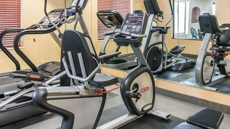 <b>Quality Inn & Suites, Niles Health</b>. Images powered by <a href="https://iceportal.shijigroup.com/" title="IcePortal" target="_blank">IcePortal</a>.