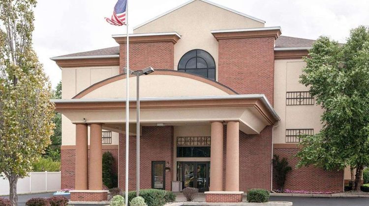 Quality Inn & Suites, Niles Exterior