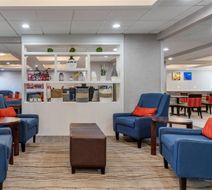Comfort Inn Dearborn Lobby