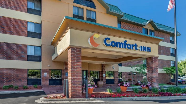<b>Comfort Inn Dearborn Exterior</b>. Images powered by <a href="https://iceportal.shijigroup.com/" title="IcePortal" target="_blank">IcePortal</a>.