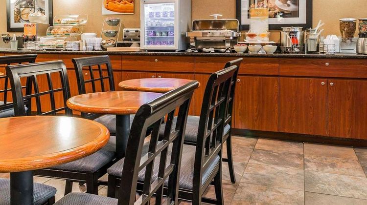 Quality Inn - Auburn Hills Restaurant