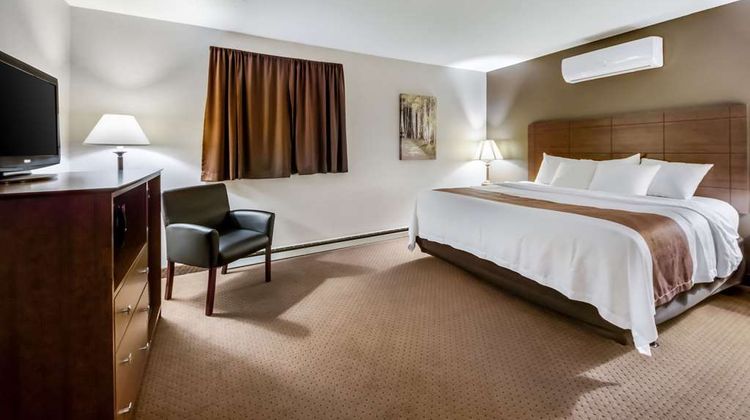 Quality Inn & Suites Newberry Suite