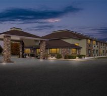 Quality Inn & Suites Newberry Exterior