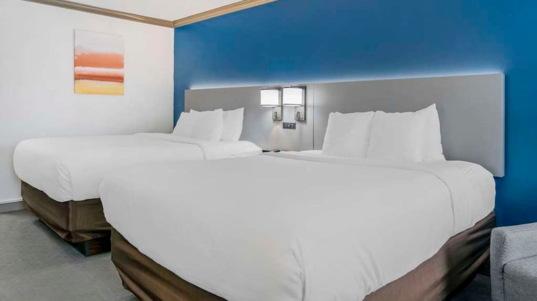 <b>Comfort Inn Plainwell Room</b>. Images powered by <a href="https://iceportal.shijigroup.com/" title="IcePortal" target="_blank">IcePortal</a>.