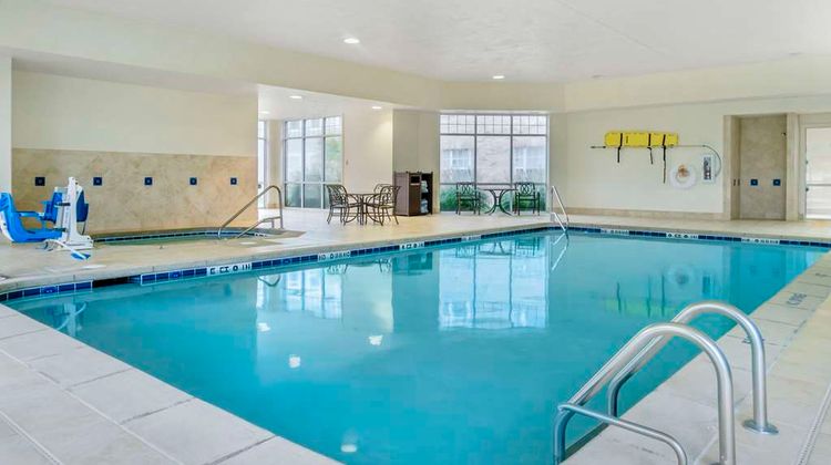 Comfort Inn Plainwell Pool