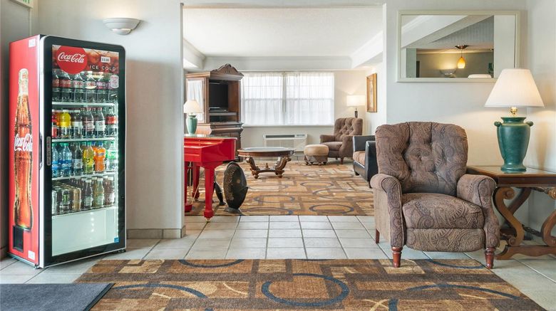 <b>Quality Inn and Suites Manistique Lobby</b>. Images powered by <a href="https://iceportal.shijigroup.com/" title="IcePortal" target="_blank">IcePortal</a>.