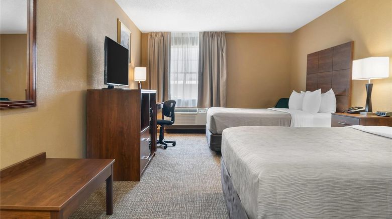 <b>Quality Inn and Suites Manistique Room</b>. Images powered by <a href="https://iceportal.shijigroup.com/" title="IcePortal" target="_blank">IcePortal</a>.